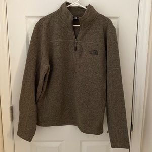 Men’s Medium North Face quarter zip